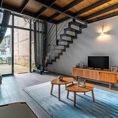 Vila Magnifique Maison 7br - Casino *