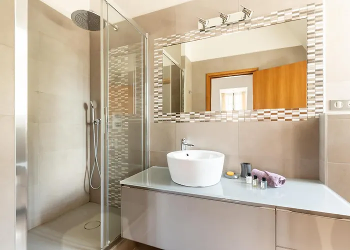 Magnifique Maison 7br - Casino * דוביל