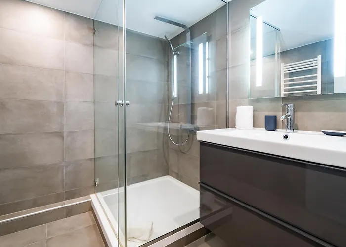 Magnifique Maison 7br - Casino * דוביל